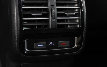Volkswagen Passat B8 рестайлинг, 2015 год, 1 739 000 рублей, 13 фотография