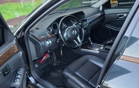 Mercedes-Benz E-Класс, 2010 год, 1 450 000 рублей, 6 фотография
