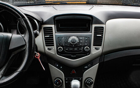 Chevrolet Cruze II, 2012 год, 639 000 рублей, 7 фотография