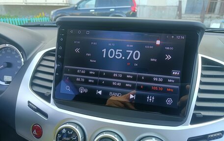 Mitsubishi L200 IV рестайлинг, 2013 год, 2 250 000 рублей, 2 фотография