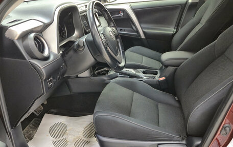 Toyota RAV4, 2016 год, 2 295 000 рублей, 10 фотография