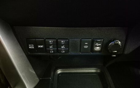 Toyota RAV4, 2016 год, 2 295 000 рублей, 19 фотография