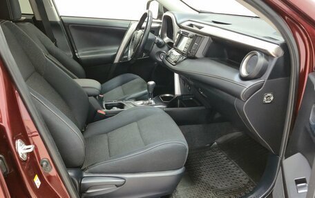 Toyota RAV4, 2016 год, 2 295 000 рублей, 14 фотография