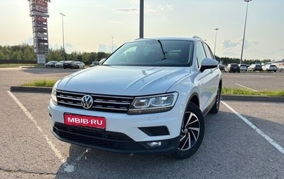 Volkswagen Tiguan II, 2018 год, 1 990 000 рублей, 1 фотография