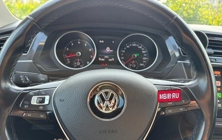 Volkswagen Tiguan II, 2018 год, 1 990 000 рублей, 9 фотография