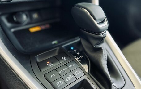 Toyota RAV4, 2025 год, 4 290 000 рублей, 20 фотография
