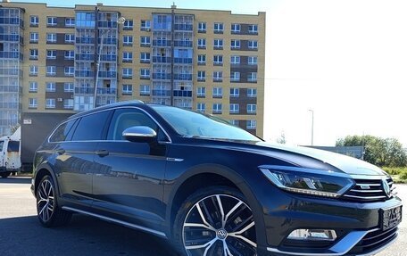 Volkswagen Passat B8 рестайлинг, 2019 год, 2 729 000 рублей, 3 фотография