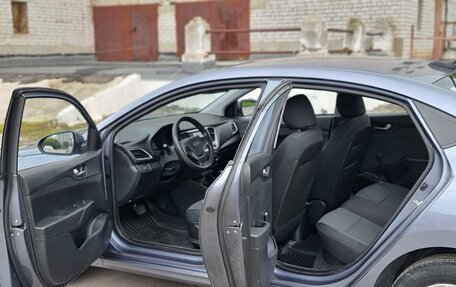 Hyundai Solaris II рестайлинг, 2017 год, 785 000 рублей, 2 фотография