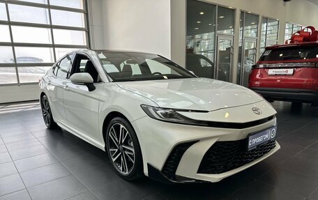 Toyota Camry, 2024 год, 3 670 000 рублей, 3 фотография