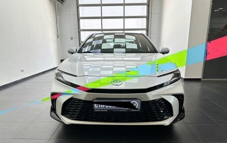 Toyota Camry, 2024 год, 3 670 000 рублей, 2 фотография