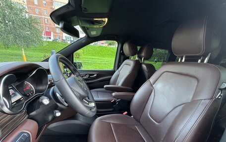 Mercedes-Benz V-Класс, 2017 год, 4 390 000 рублей, 7 фотография