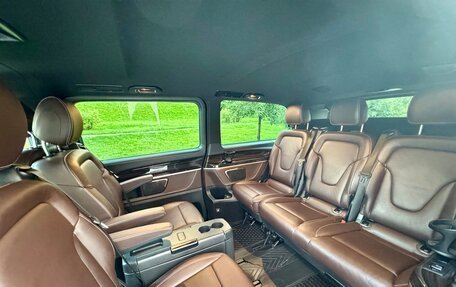 Mercedes-Benz V-Класс, 2017 год, 4 390 000 рублей, 11 фотография