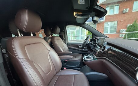 Mercedes-Benz V-Класс, 2017 год, 4 390 000 рублей, 13 фотография