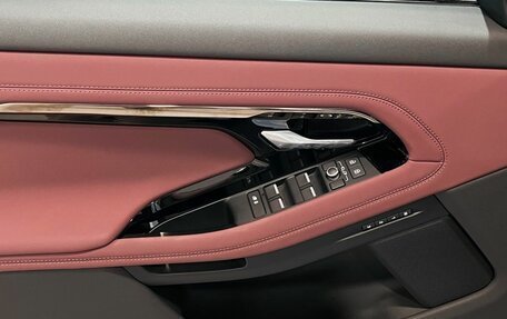 Land Rover Range Rover Evoque II, 2024 год, 5 650 000 рублей, 23 фотография