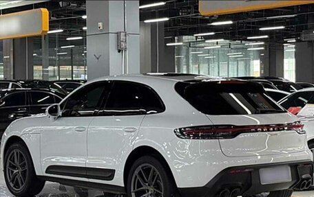 Porsche Macan I рестайлинг, 2022 год, 5 550 000 рублей, 2 фотография