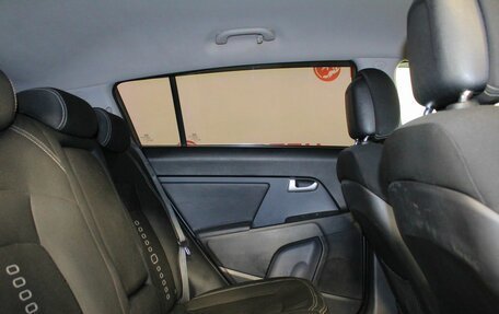 KIA Sportage III, 2010 год, 961 000 рублей, 11 фотография