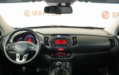 KIA Sportage III, 2010 год, 961 000 рублей, 16 фотография