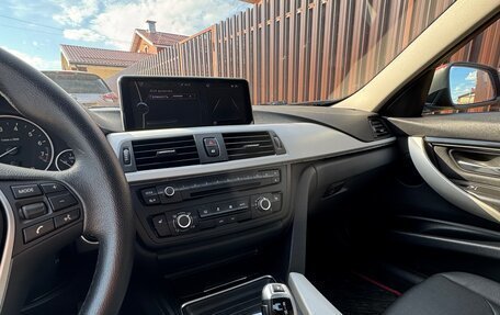 BMW 3 серия, 2012 год, 1 300 000 рублей, 12 фотография
