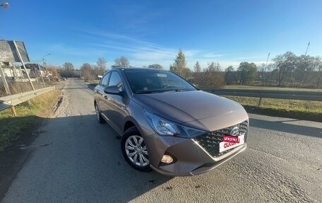 Hyundai Solaris II рестайлинг, 2020 год, 1 560 000 рублей, 3 фотография