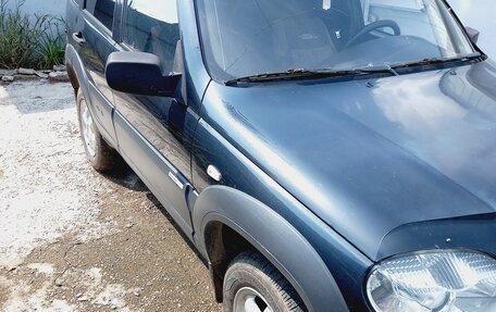 Chevrolet Niva I рестайлинг, 2011 год, 380 000 рублей, 3 фотография