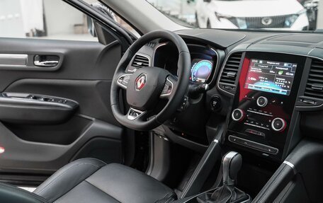 Renault Koleos II, 2017 год, 1 699 000 рублей, 13 фотография