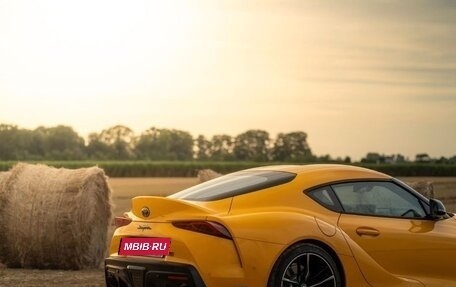 Toyota Supra, 2022 год, 5 690 000 рублей, 10 фотография