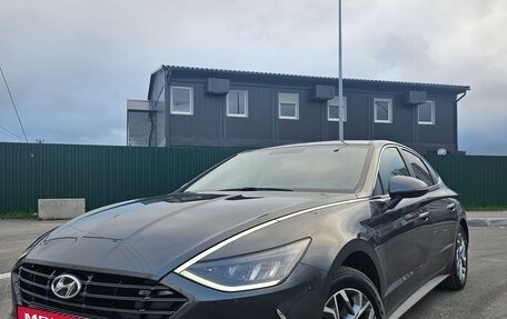 Hyundai Sonata VIII, 2019 год, 2 300 000 рублей, 1 фотография