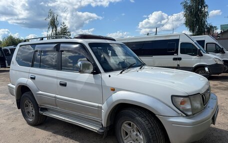 Toyota Land Cruiser Prado 90 рестайлинг, 1997 год, 1 100 000 рублей, 3 фотография