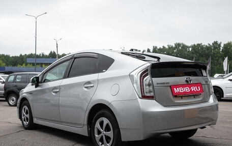 Toyota Prius, 2014 год, 1 198 000 рублей, 10 фотография