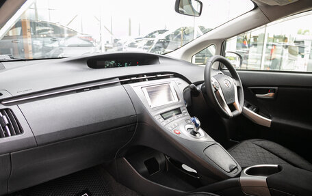 Toyota Prius, 2014 год, 1 198 000 рублей, 27 фотография