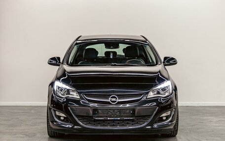 Opel Astra J, 2013 год, 895 000 рублей, 2 фотография
