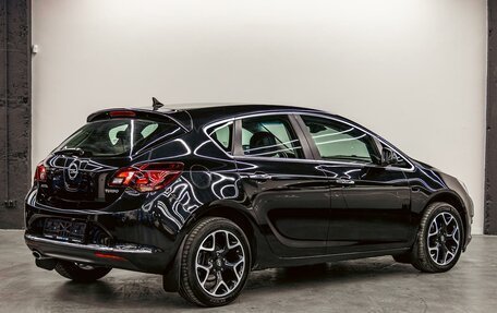 Opel Astra J, 2013 год, 895 000 рублей, 6 фотография