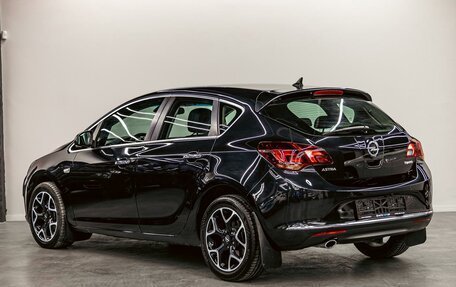 Opel Astra J, 2013 год, 895 000 рублей, 4 фотография
