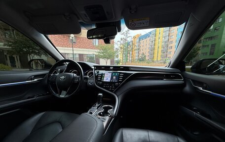 Toyota Camry, 2018 год, 3 000 000 рублей, 12 фотография