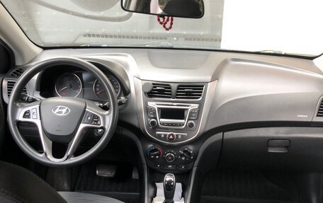 Hyundai Solaris II рестайлинг, 2014 год, 900 000 рублей, 9 фотография