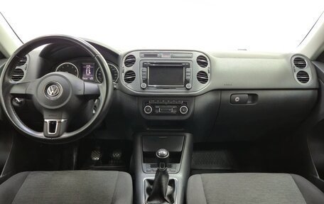 Volkswagen Tiguan I, 2011 год, 950 000 рублей, 10 фотография