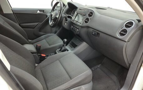 Volkswagen Tiguan I, 2011 год, 950 000 рублей, 13 фотография