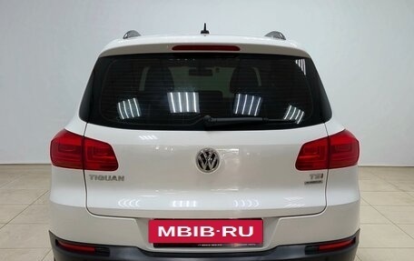 Volkswagen Tiguan I, 2011 год, 950 000 рублей, 5 фотография