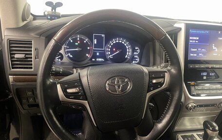 Toyota Land Cruiser 200, 2015 год, 5 490 000 рублей, 12 фотография