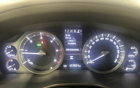 Toyota Land Cruiser 200, 2015 год, 5 490 000 рублей, 13 фотография