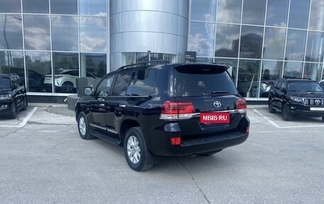 Toyota Land Cruiser 200, 2015 год, 5 490 000 рублей, 7 фотография
