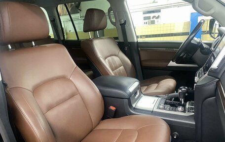 Toyota Land Cruiser 200, 2015 год, 5 490 000 рублей, 23 фотография