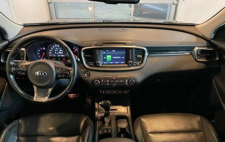 KIA Sorento III Prime рестайлинг, 2017 год, 2 500 000 рублей, 9 фотография