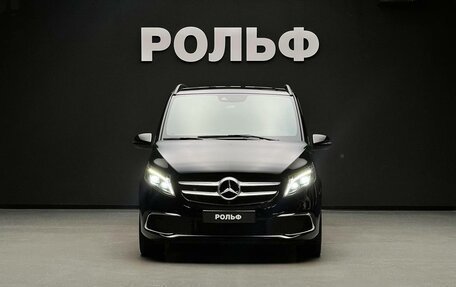 Mercedes-Benz V-Класс, 2023 год, 12 500 000 рублей, 2 фотография