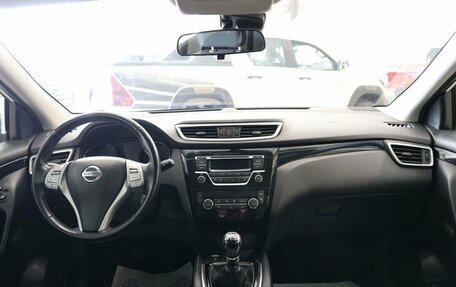 Nissan Qashqai, 2015 год, 1 485 000 рублей, 15 фотография