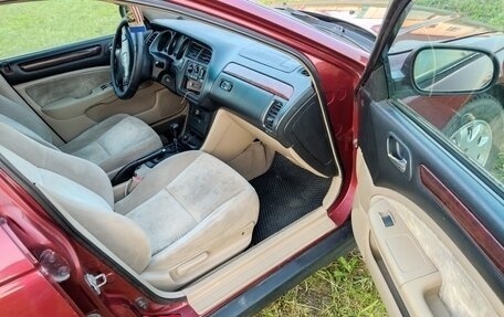 Honda Accord VII рестайлинг, 1999 год, 295 000 рублей, 1 фотография
