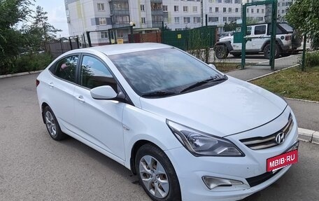 Hyundai Solaris II рестайлинг, 2016 год, 880 000 рублей, 5 фотография