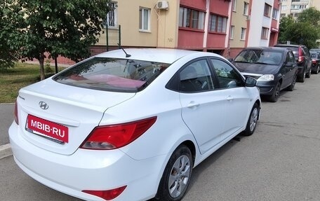 Hyundai Solaris II рестайлинг, 2016 год, 880 000 рублей, 6 фотография
