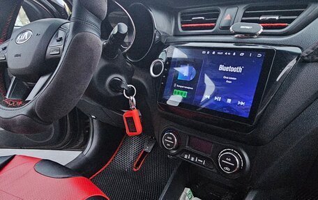 KIA Rio III рестайлинг, 2014 год, 950 000 рублей, 2 фотография
