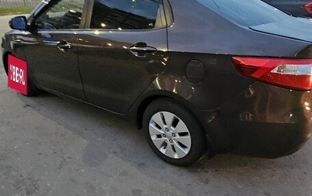 KIA Rio III рестайлинг, 2014 год, 950 000 рублей, 10 фотография